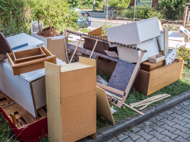 Best Junk Hauling Services  in Mount Healthy, OH